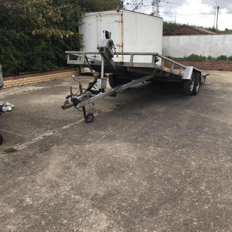 Acorn Ice & Trailer Hire
